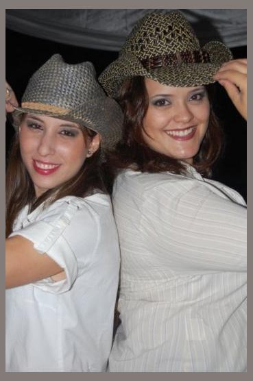 Alê Garcia e Carollina